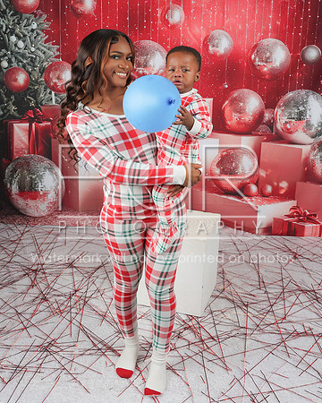 2025 Christmas Ariana McDonalds-28