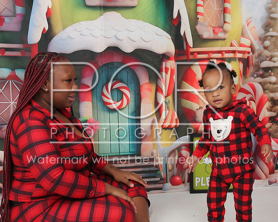 2025 Christmas Rreyonna Miller-11
