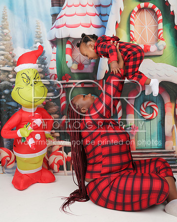 2025 Christmas Rreyonna Miller-10