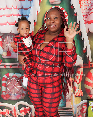 2025 Christmas Rreyonna Miller-16