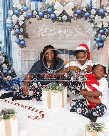 2025 Christmas Antoinette Clark-17