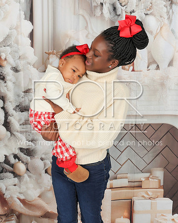 2025 Christmas Janiya Young-11