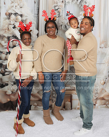 2025 Christmas Janiya Young-16