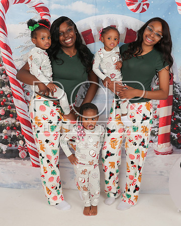 2025 Christmas Johnna Mcleod-12
