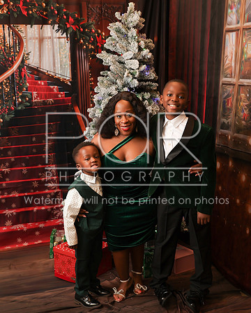 2025 Christmas Kristen Barnes-1
