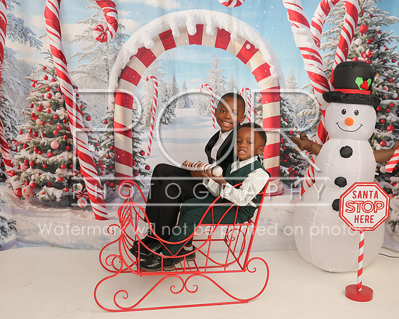 2025 Christmas Kristen Barnes-4