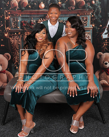 2025 Christmas Tynisha Edwards-3