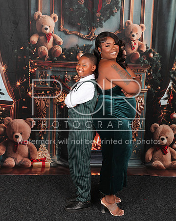 2025 Christmas Tynisha Edwards-12