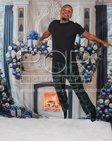 2025 Christmas MarQuincey-5