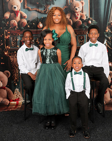 2025 Christmas Shaniqua Williams-4