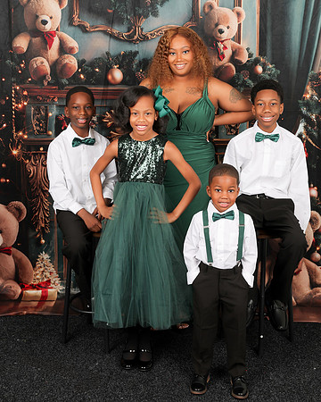 2025 Christmas Shaniqua Williams-5