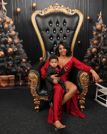 2025 Christmas Zyniah Robinson-10