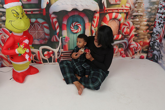 2025 Christmas Zyniah Robinson-24