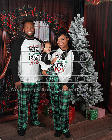 2025_Christmas Dasia Brown-3