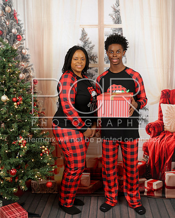 2025 Christmas Dawn Stokes-14
