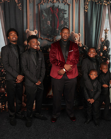 2025 Christmas Cominique Watson-38
