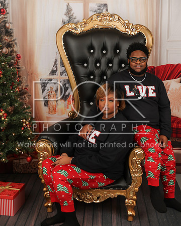 2025 Christmas Kelsie Funchess-9