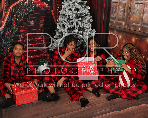 2025 Christmas Courtney Moffett-6