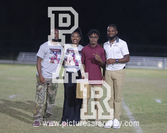2025_Fball_OldTownvsByram-321