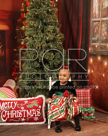 2024_Christmas_Corrine-10