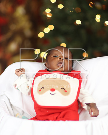 2022_Christmas_Lacreshia-21