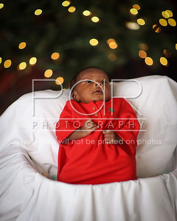 2022_Christmas_Lacreshia-14
