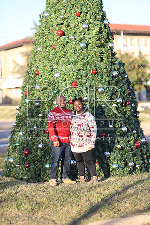 2024_Christmas_Shanita-63