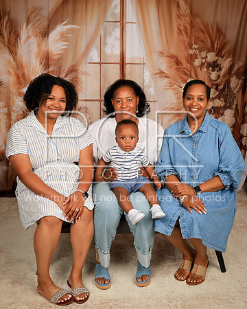 2026_MothersDay_Niaya Barnes-17