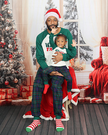 2024_Christmas_Angeline-12