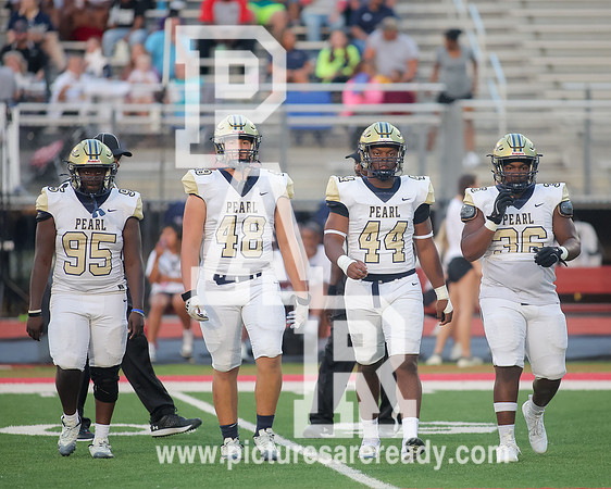 2025_Fball_PearlvsClinton-3