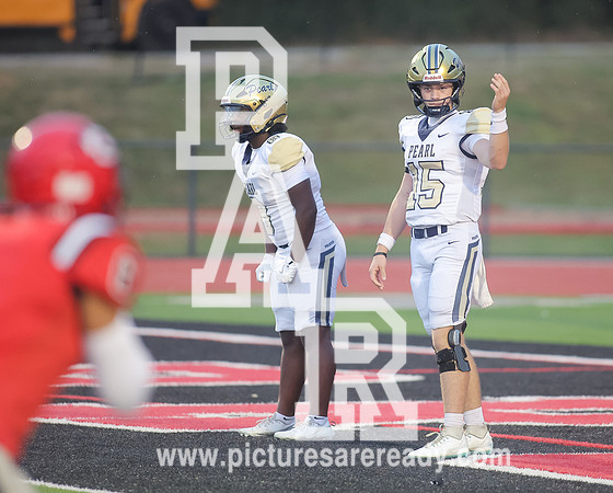 2025_Fball_PearlvsClinton-35