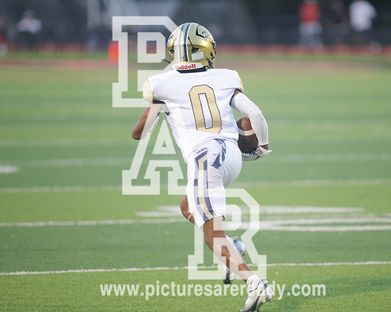 2025_Fball_PearlvsClinton-37