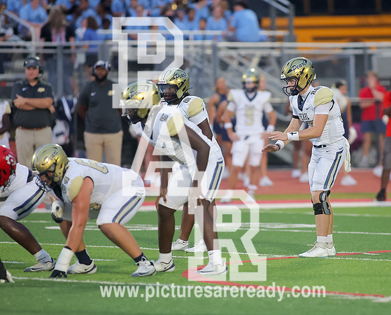 2025_Fball_PearlvsClinton-56