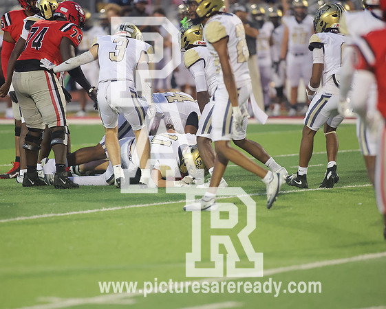 2025_Fball_PearlvsClinton-93