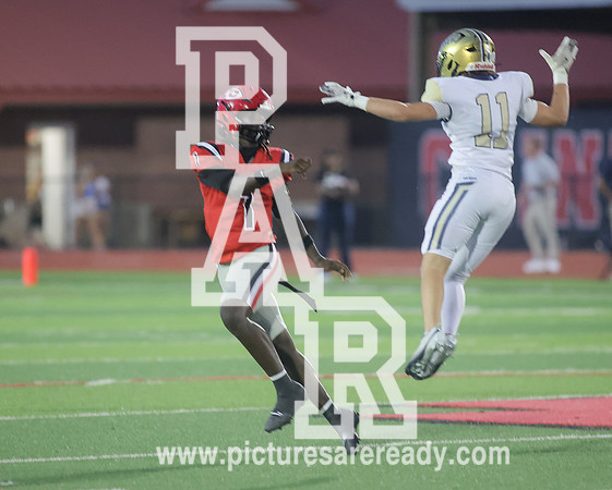 2025_Fball_PearlvsClinton-95
