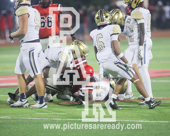 2025_Fball_PearlvsClinton-148