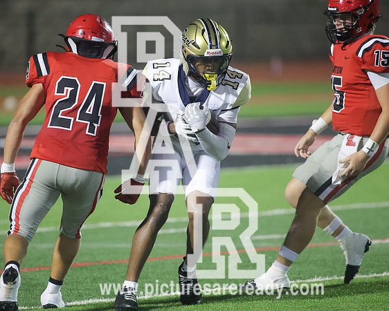 2025_Fball_PearlvsClinton-154
