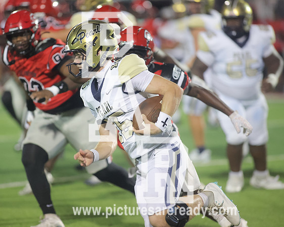 2025_Fball_PearlvsClinton-191