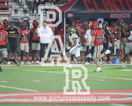 2025_Fball_PearlvsClinton-235