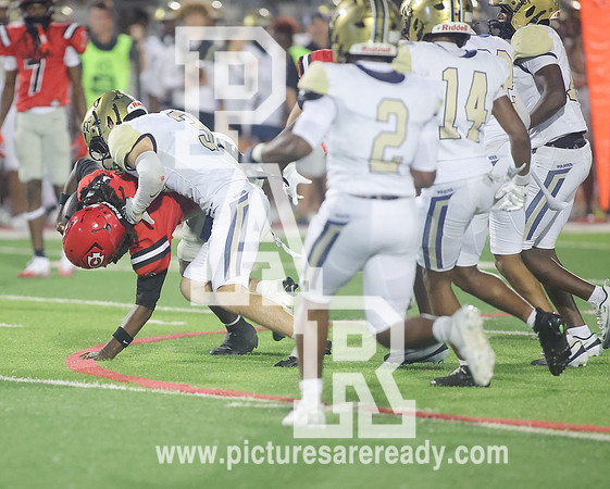 2025_Fball_PearlvsClinton-383