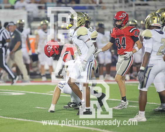2025_Fball_PearlvsClinton-385