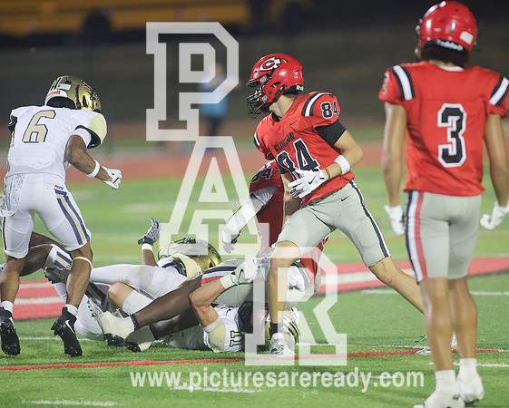 2025_Fball_PearlvsClinton-393