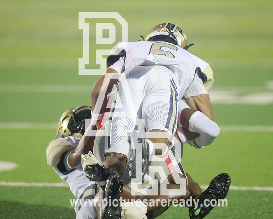 2025_Fball_PearlvsClinton-407