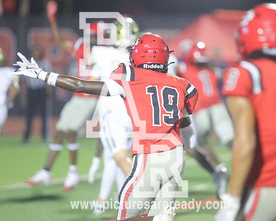 2025_Fball_PearlvsClinton-424