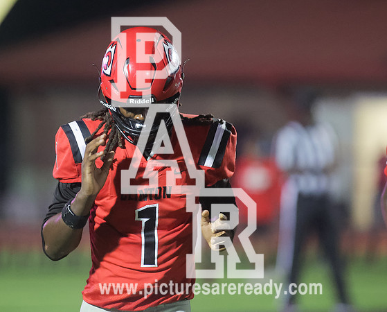 2025_Fball_PearlvsClinton-434