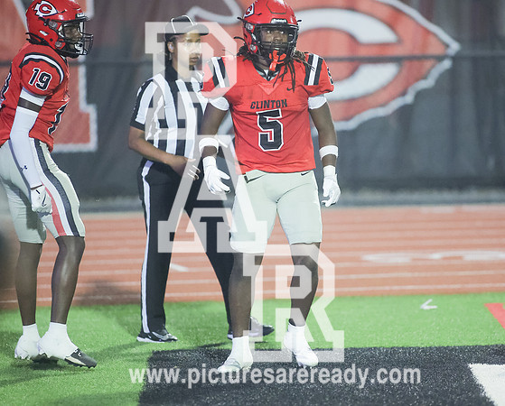 2025_Fball_PearlvsClinton-470