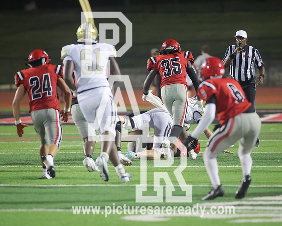 2025_Fball_PearlvsClinton-497