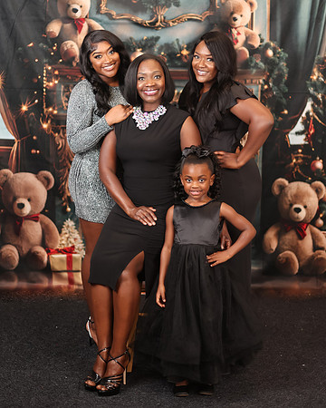2024_Christmas_Sutton Family-4