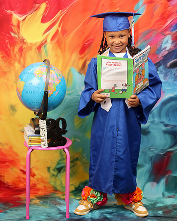 2025_Grad_Raegan-49