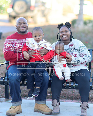 2024_Christmas_Shanita-34
